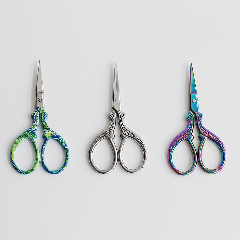 Embroidery Scissors with Cover