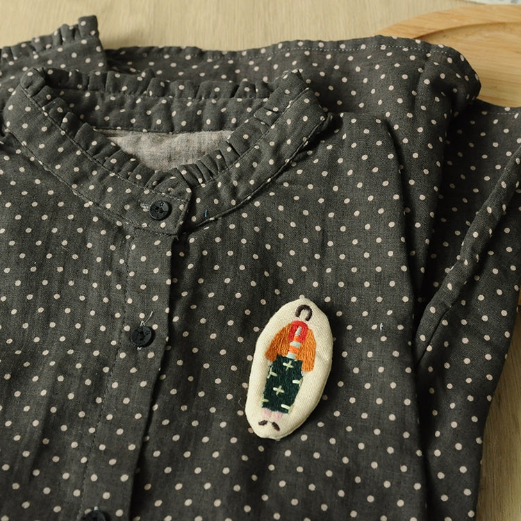 Artistic Embroidered Fabric Brooch
