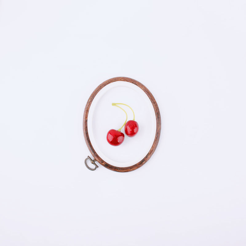 Vintage Oval Embroidery Display Frame