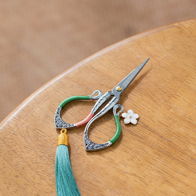Vintage Style Needlework Scissors