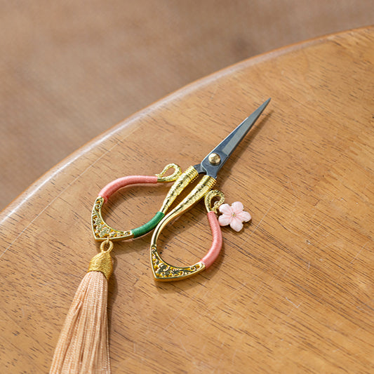 Vintage Style Needlework Scissors