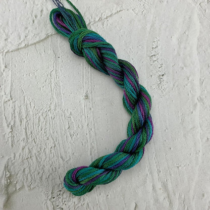 Blue-Purple Gradient Embroidery Thread