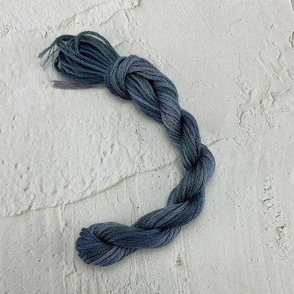 Blue-Purple Gradient Embroidery Thread