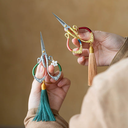 Vintage Style Needlework Scissors