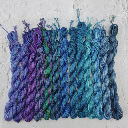 Blue-Purple Gradient Embroidery Thread